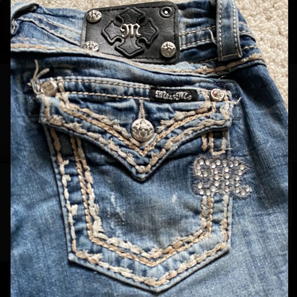 Miss Me Jeans, Used, 31inch inseam, 39inch length, size 27 - Picture 1 of 3